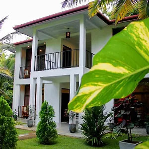 Manike Habarana