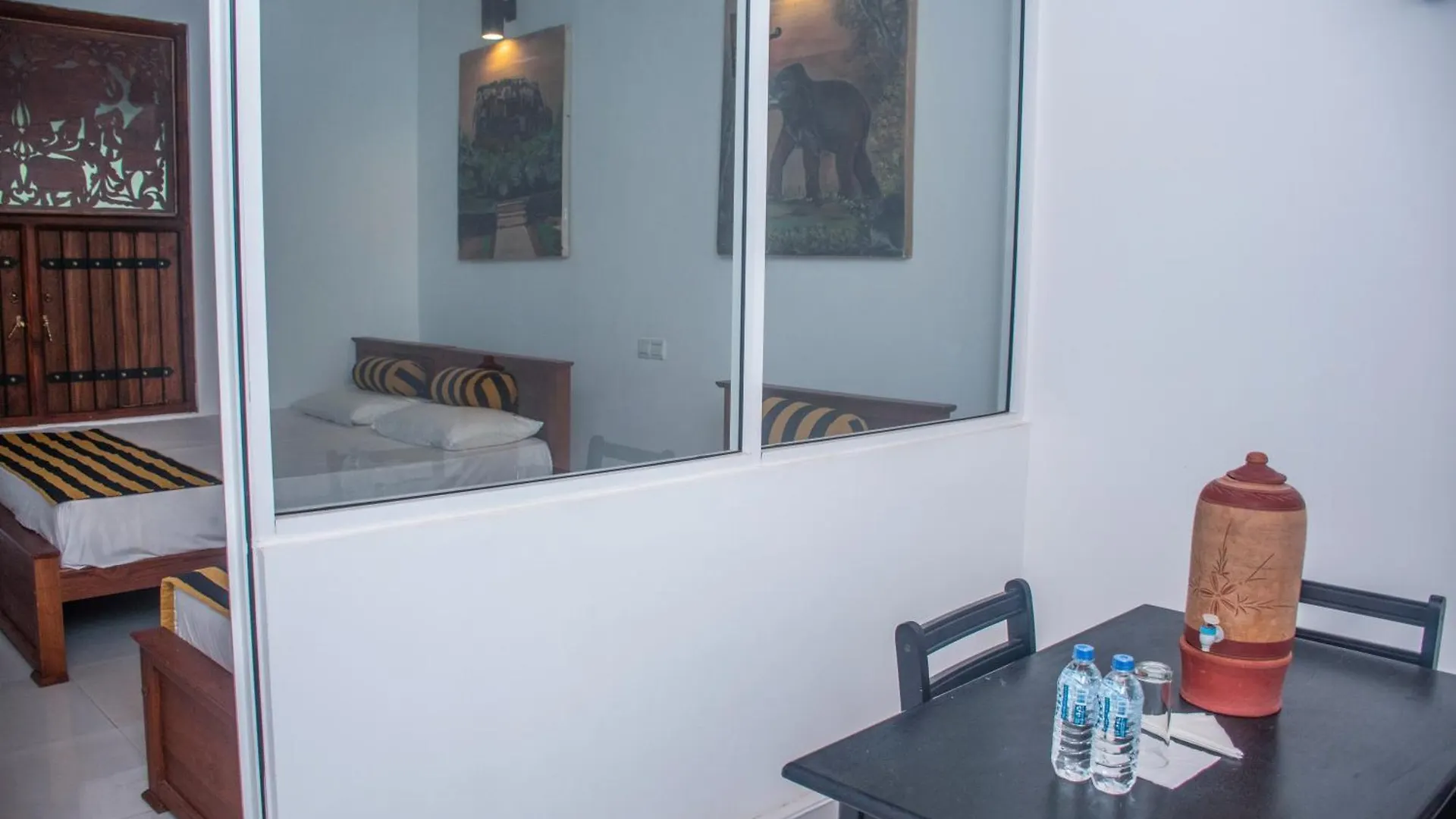 Guest house Jc'S White House Hotel Habarana